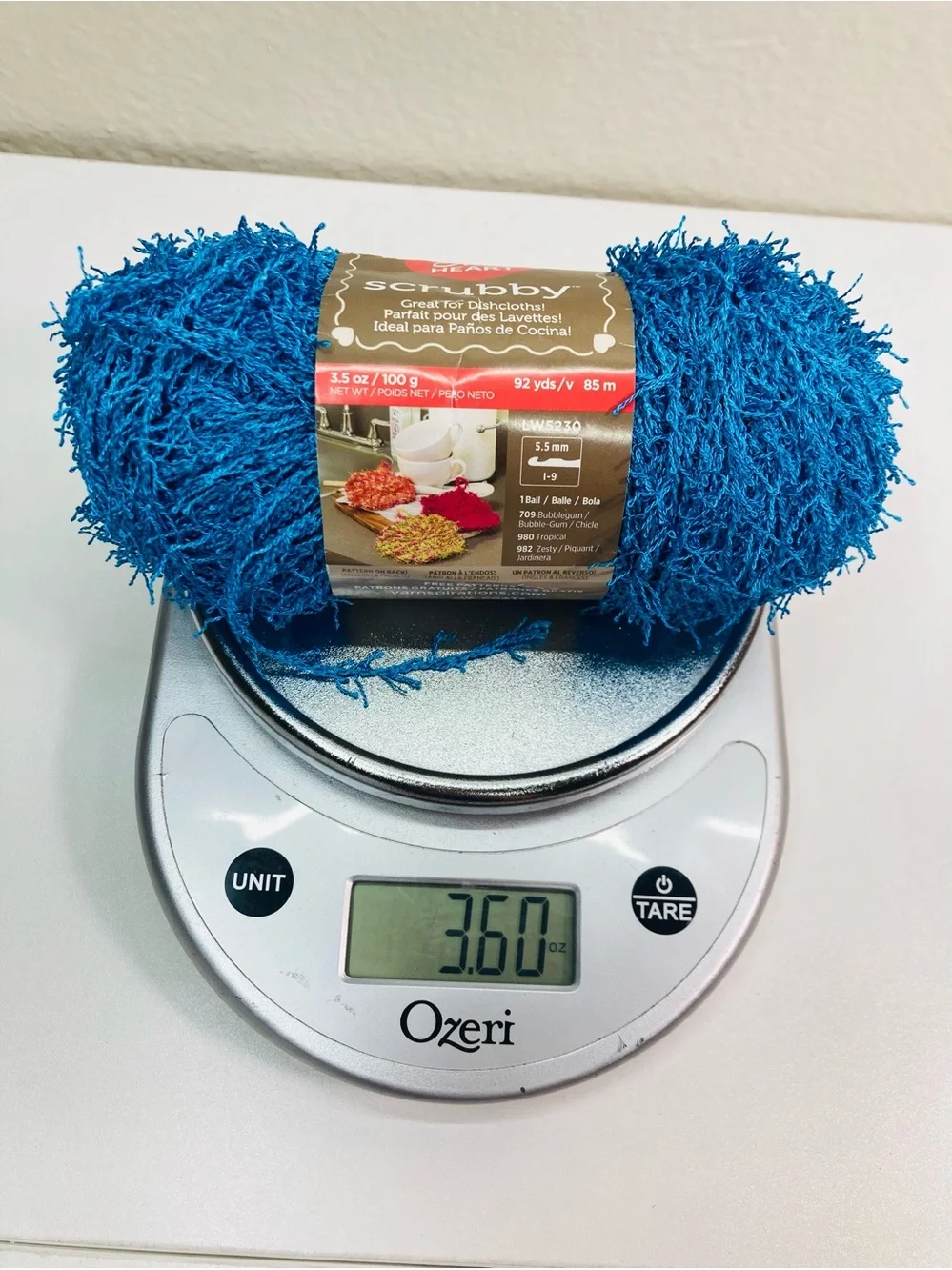 NEW 100g Red Heart Scrubby Yarn Color: Ocean